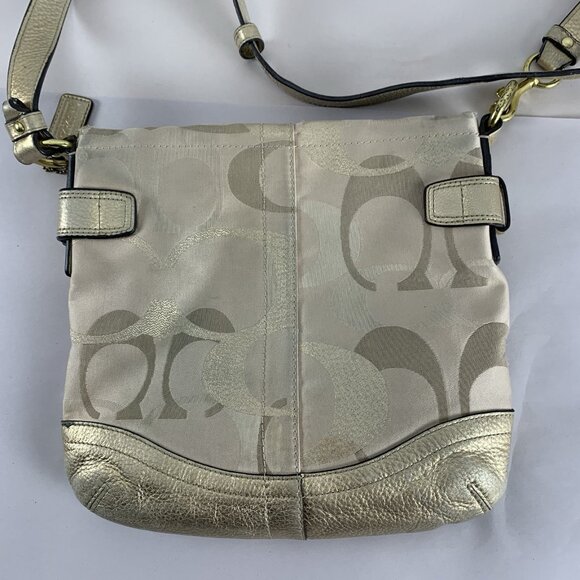Coach Optic Metallic Signature Chain Crossbody Cream Gold Purse F19820 Hang Tag - Picture 11 of 16